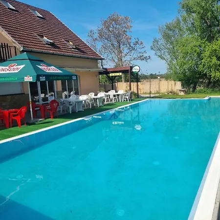 Taban Vendeghaz Bed & Breakfast Balatonlelle