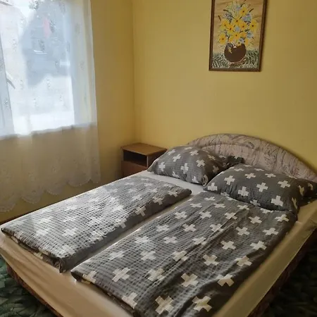Taban Vendeghaz * 巴拉通雷勒