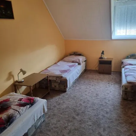 Taban Vendeghaz Bed & Breakfast Balatonlelle