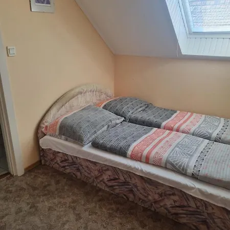 Taban Vendeghaz Bed & Breakfast Balatonlelle
