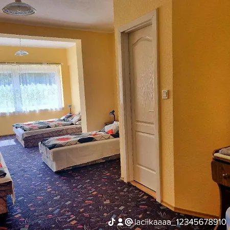 Taban Vendeghaz Bed & Breakfast